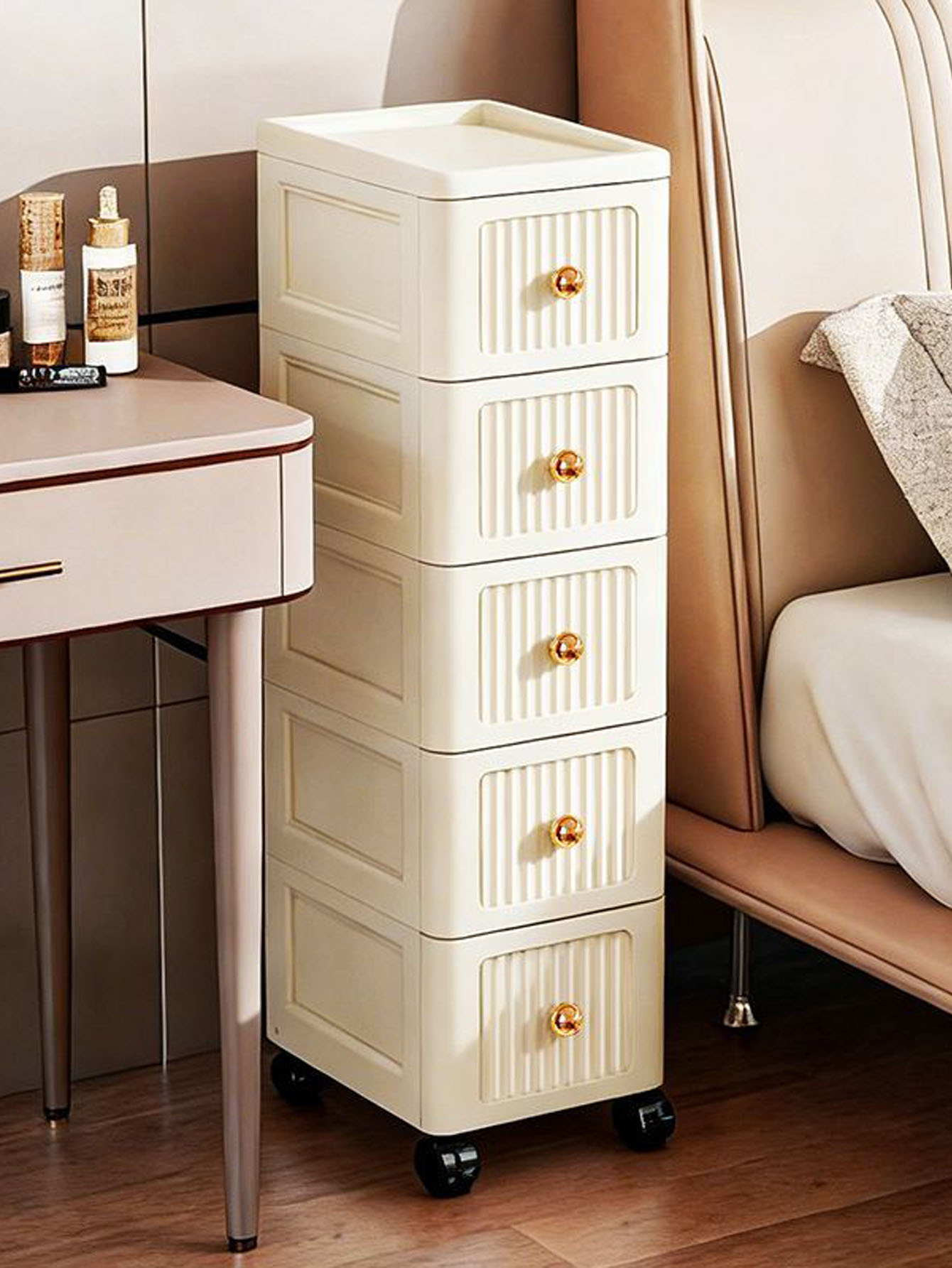Armoire de rangement à espaces - Storage avis et prix
